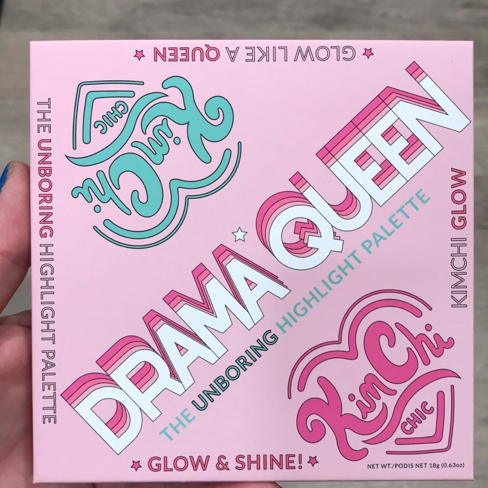 Kim Chi Chic Drama Queen Highlighter Palette
